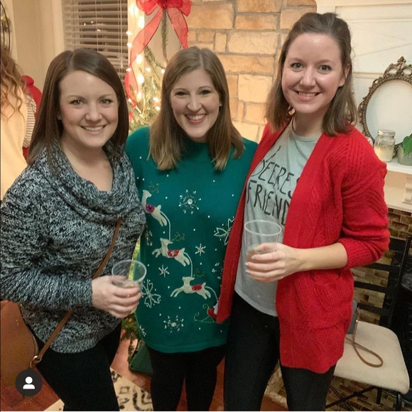 Like new ~ Soft and Red knit cardigan sweater - Picture 5 of 5